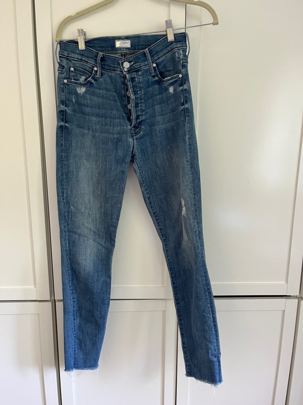MOTHER Skinny Button-Fly Jeans in Medium Blue